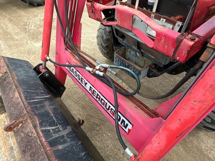massey-ferguson-1455v-image-25