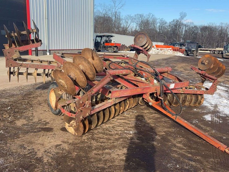 international-18-image-2