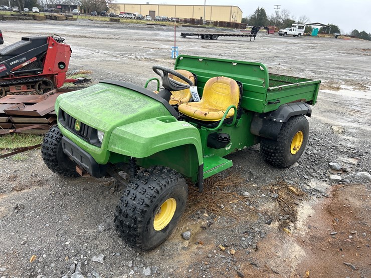 john-deere-gator-image-1