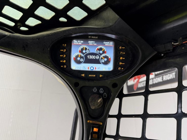 bobcat-t450-image-28