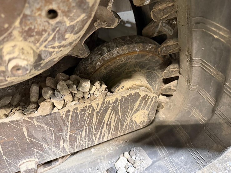 bobcat-t750-image-15