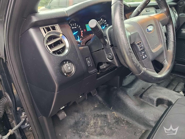 2016-ford-expedition-image-18