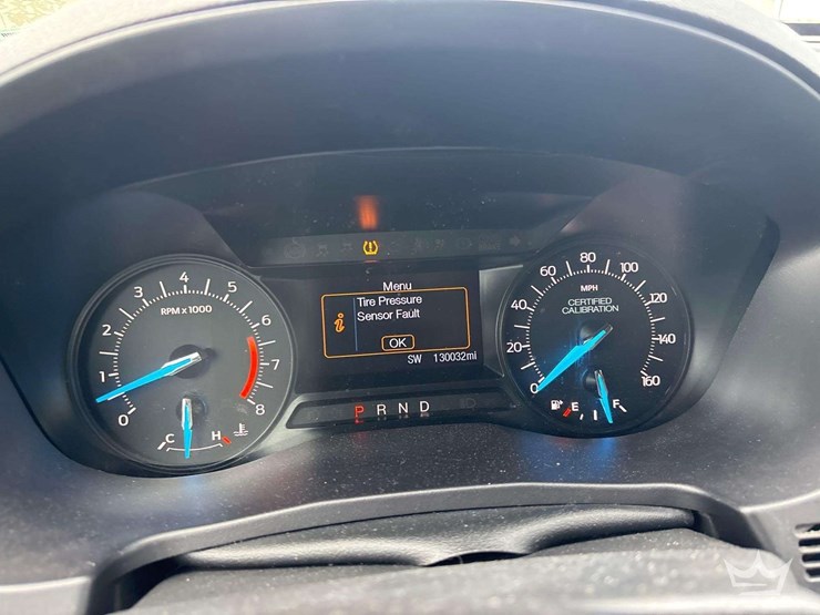 2019-ford-explorer-image-14