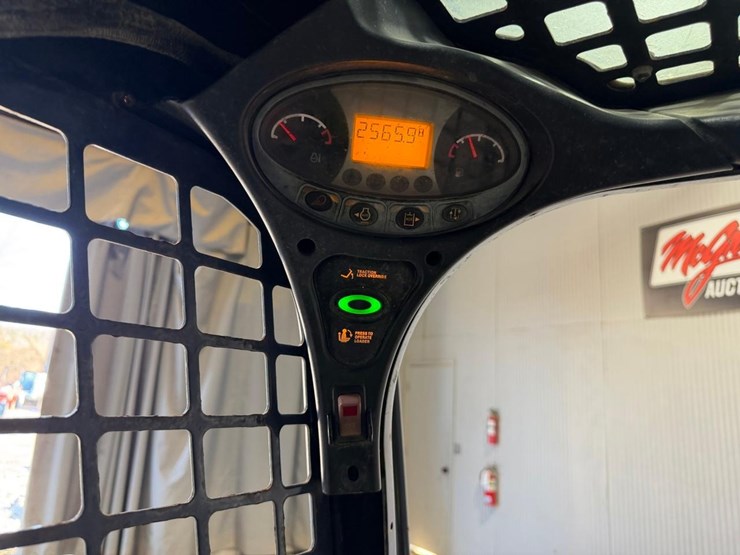 bobcat-t550-image-23