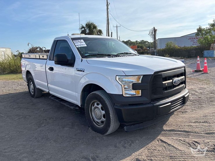 2017-ford-f150-image-2