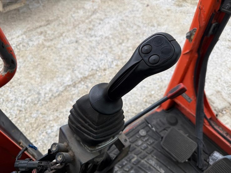 kubota-kx080-3-image-32