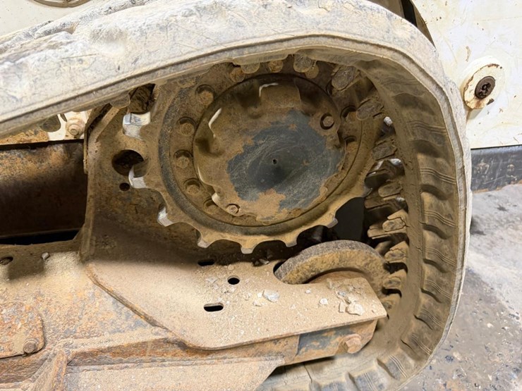 2019-bobcat-t650-image-14