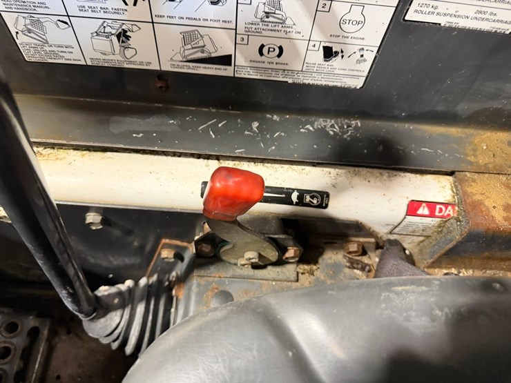 bobcat-t320-image-27