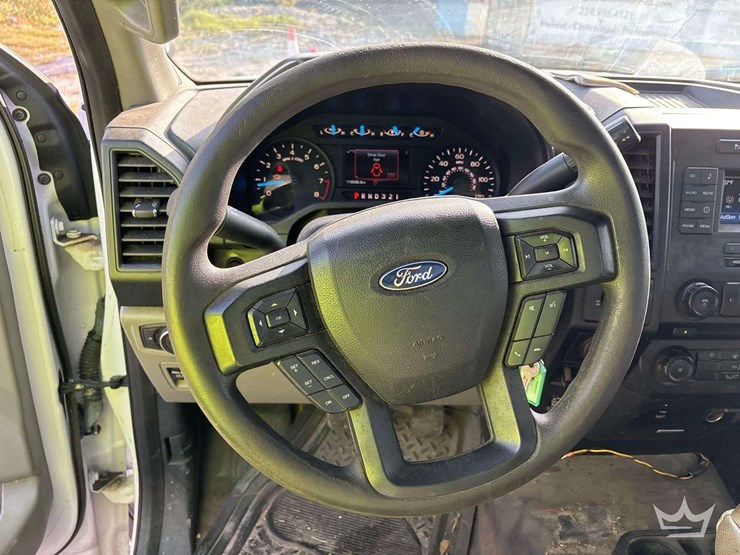 2017-ford-f150-image-13