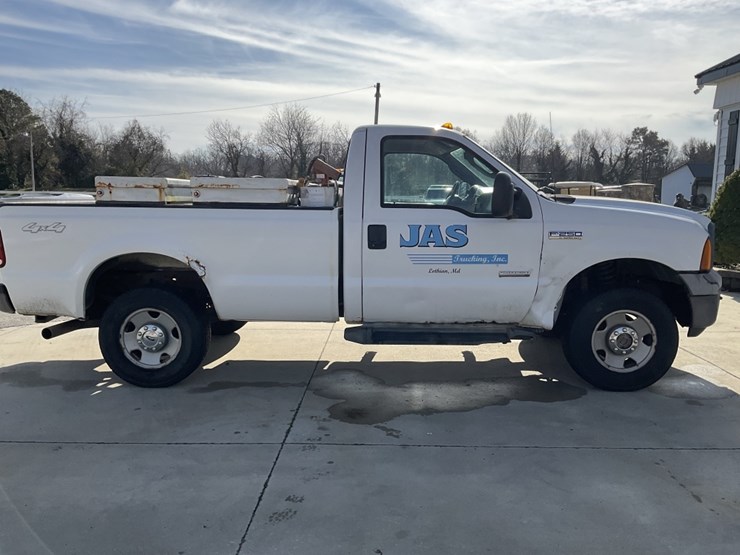 2006-ford-f250-xl-image-3