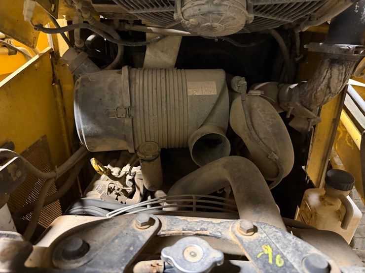 deere-ct332-image-19