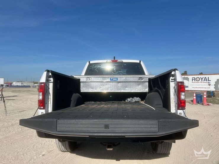 2018-ford-f150-image-18