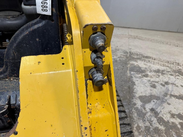 caterpillar-259d-image-11