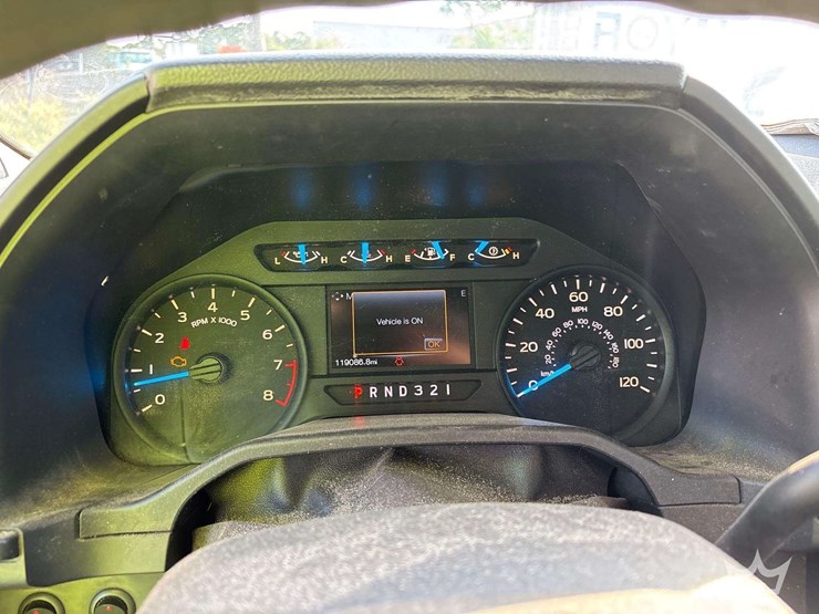 2017-ford-f150-image-14