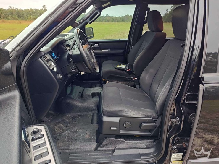 2016-ford-expedition-image-19