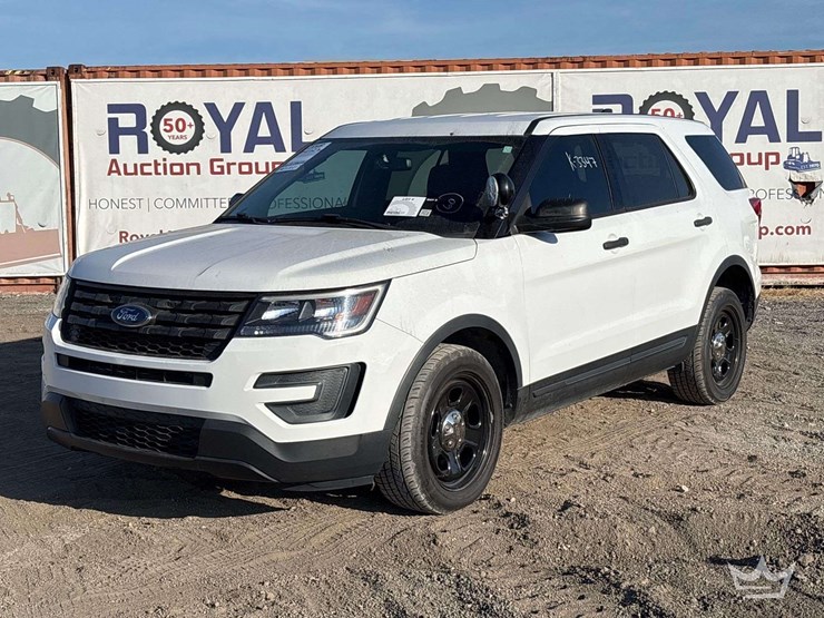 2018-ford-explorer-image-1