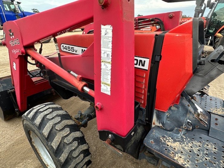 massey-ferguson-1455v-image-19