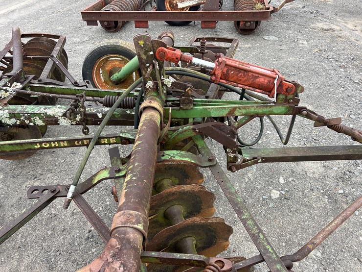 john-deere-10-image-7