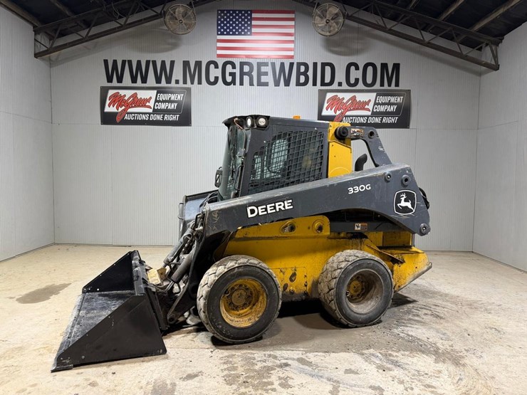 deere-330g-image-1