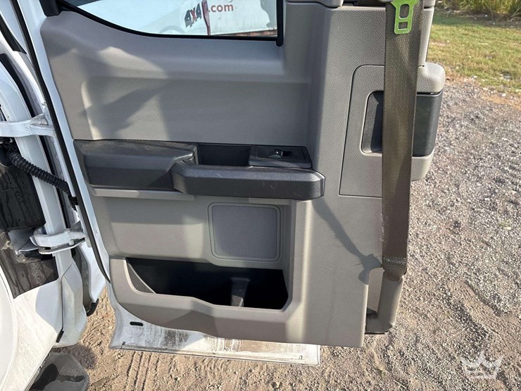 2017-ford-f150-image-17