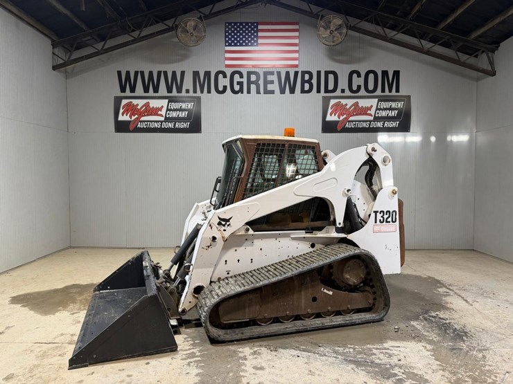 bobcat-t320-image-1