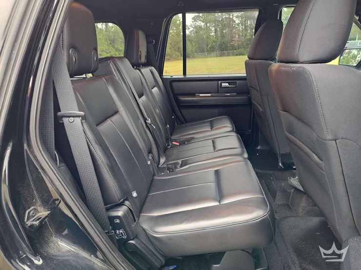 2016-ford-expedition-image-33