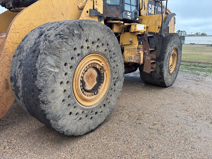 caterpillar-980m-image-11