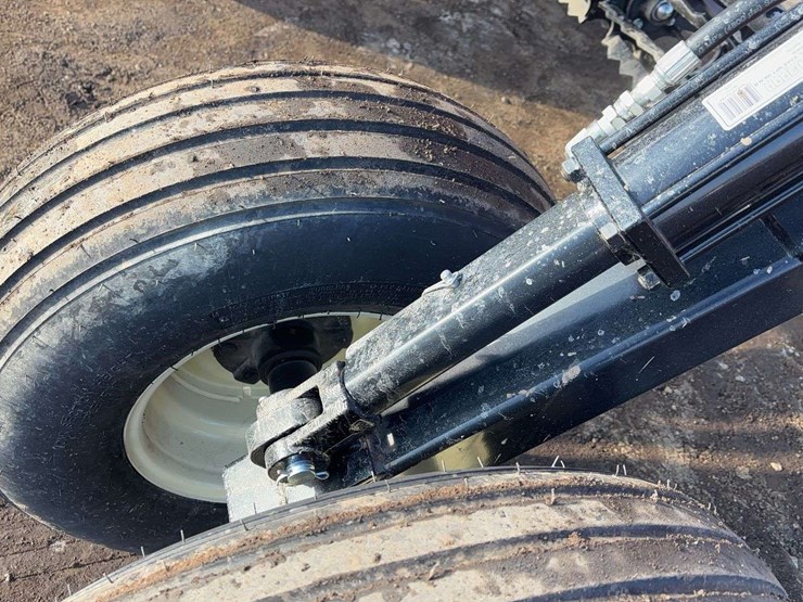 2024-j&m-tf212-image-10