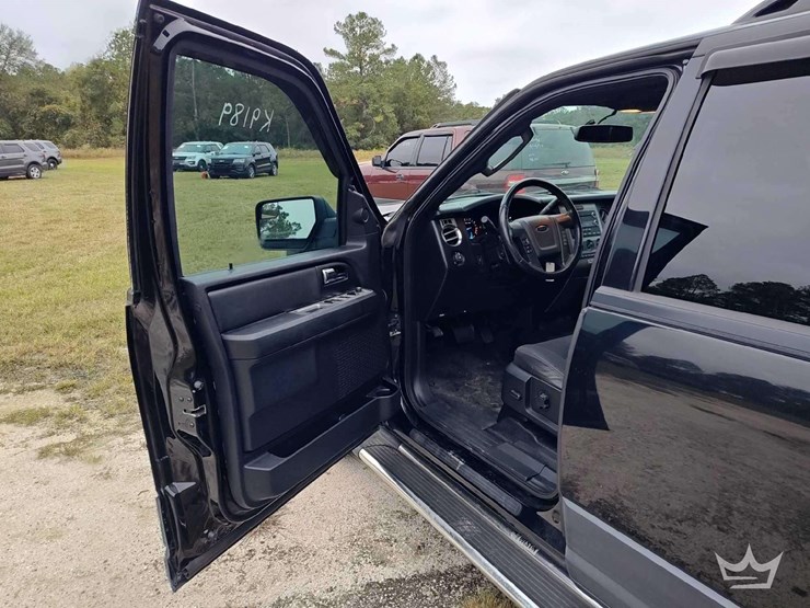 2016-ford-expedition-image-17