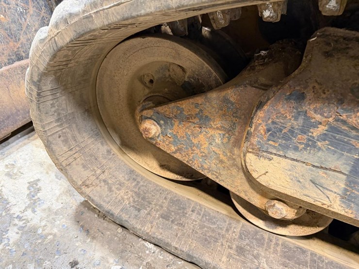 deere-ct332-image-15