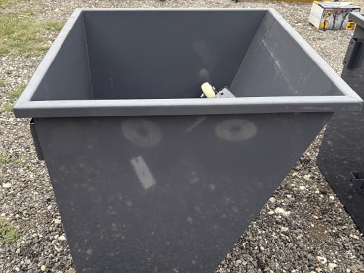 #142-•-irdh-mini-grey-hopper-image-3