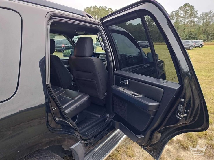 2016-ford-expedition-image-34