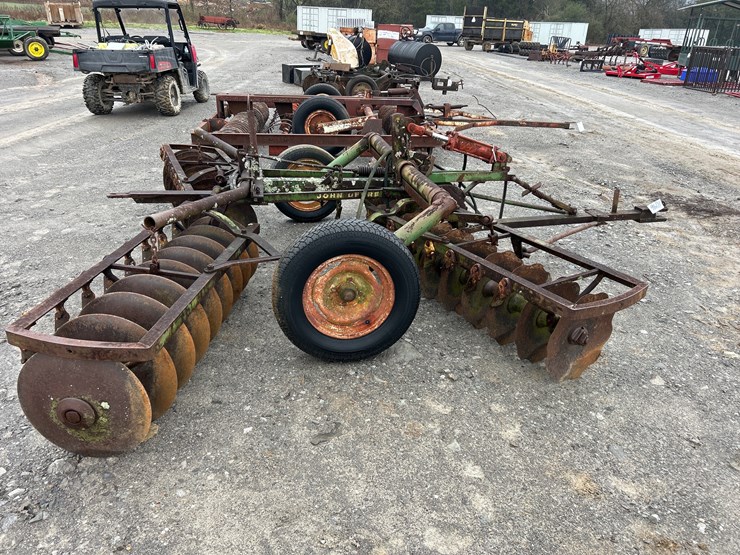 john-deere-10-image-6