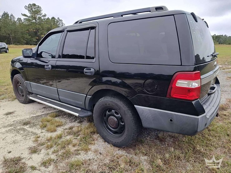 2016-ford-expedition-image-6