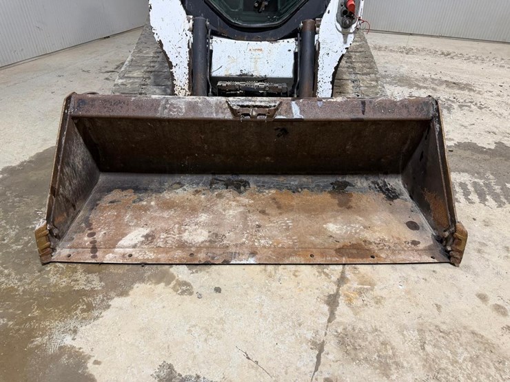bobcat-t750-image-9