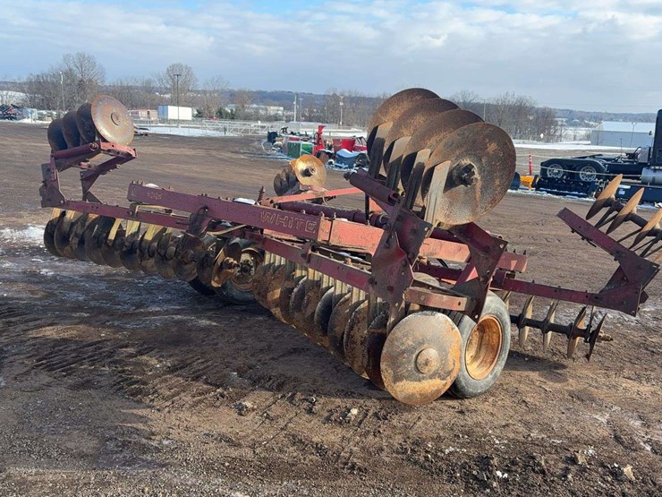 international-18-image-3