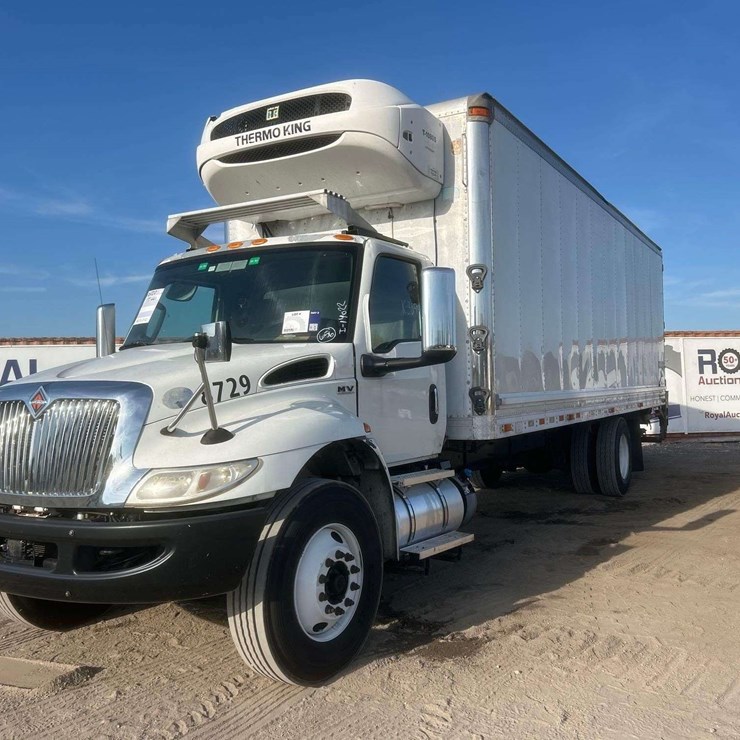 2020 INTERNATIONAL MV607