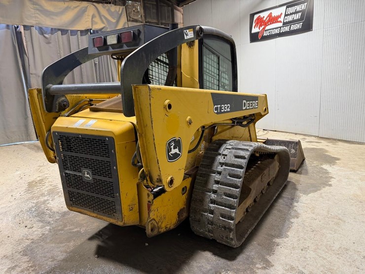 deere-ct332-image-5