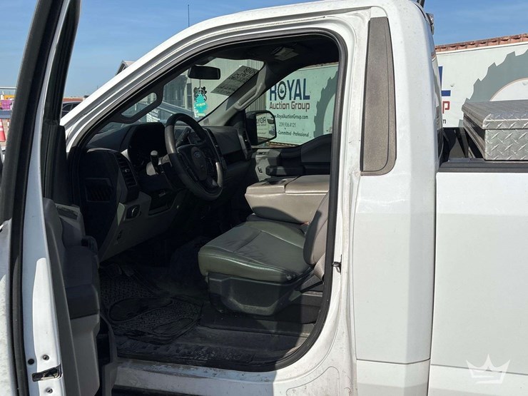 2018-ford-f150-image-15