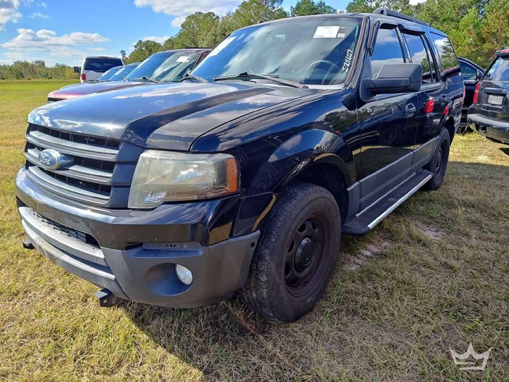 2016-ford-expedition-image-1