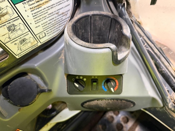 2019-bobcat-t650-image-24