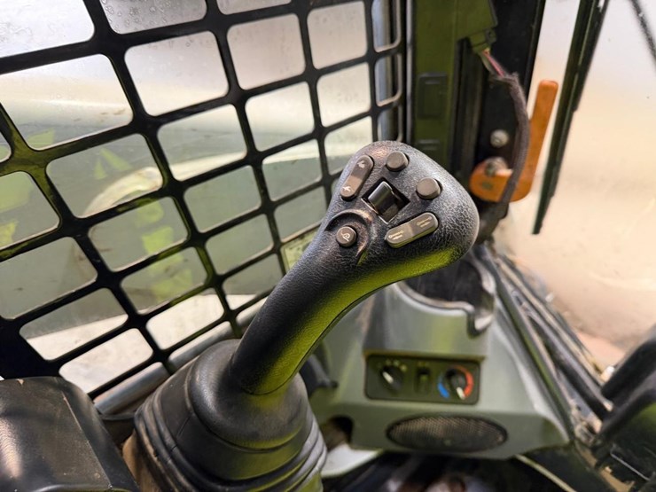 2019-bobcat-t650-image-25