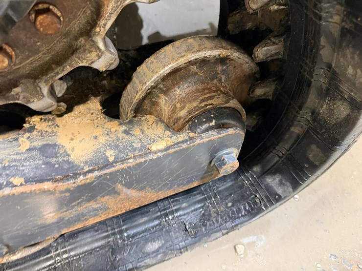 bobcat-t450-image-15