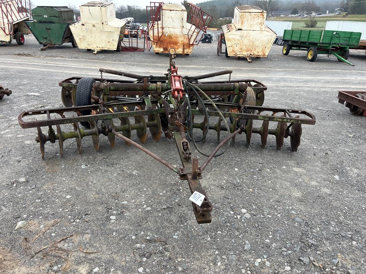 john-deere-10-image-2