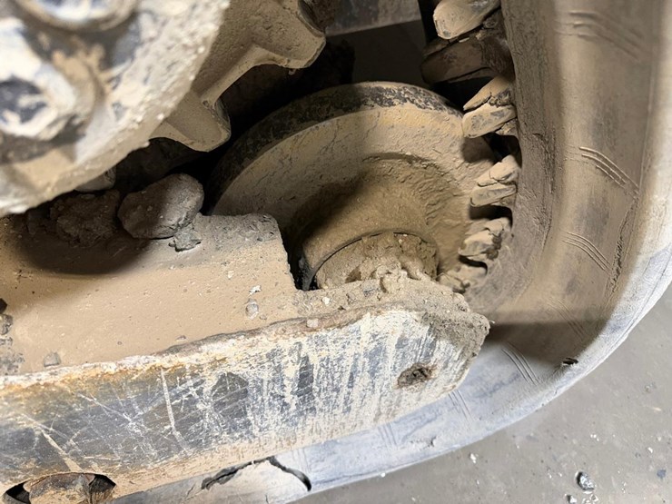 bobcat-t590-image-15