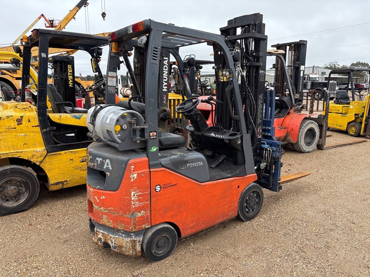 toyota-8fgcu15-image-2