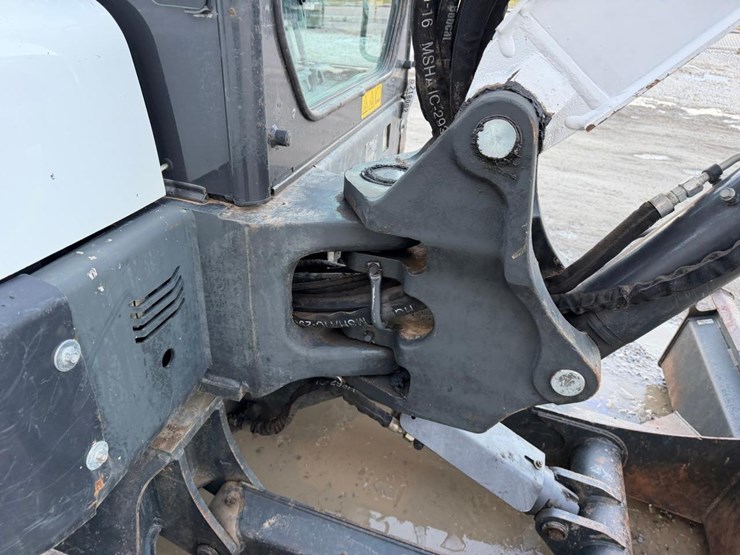 bobcat-e60-image-24