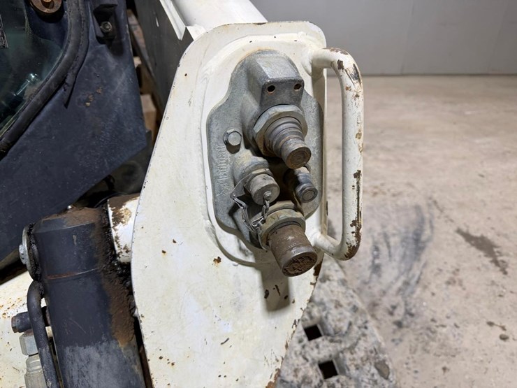 2019-bobcat-t650-image-11