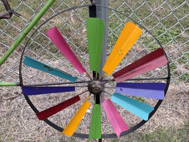 #55-•-metal-art--flamingo-on-bike-whirlybird-image-2