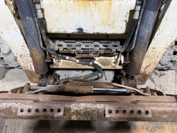 2019-bobcat-t650-image-10